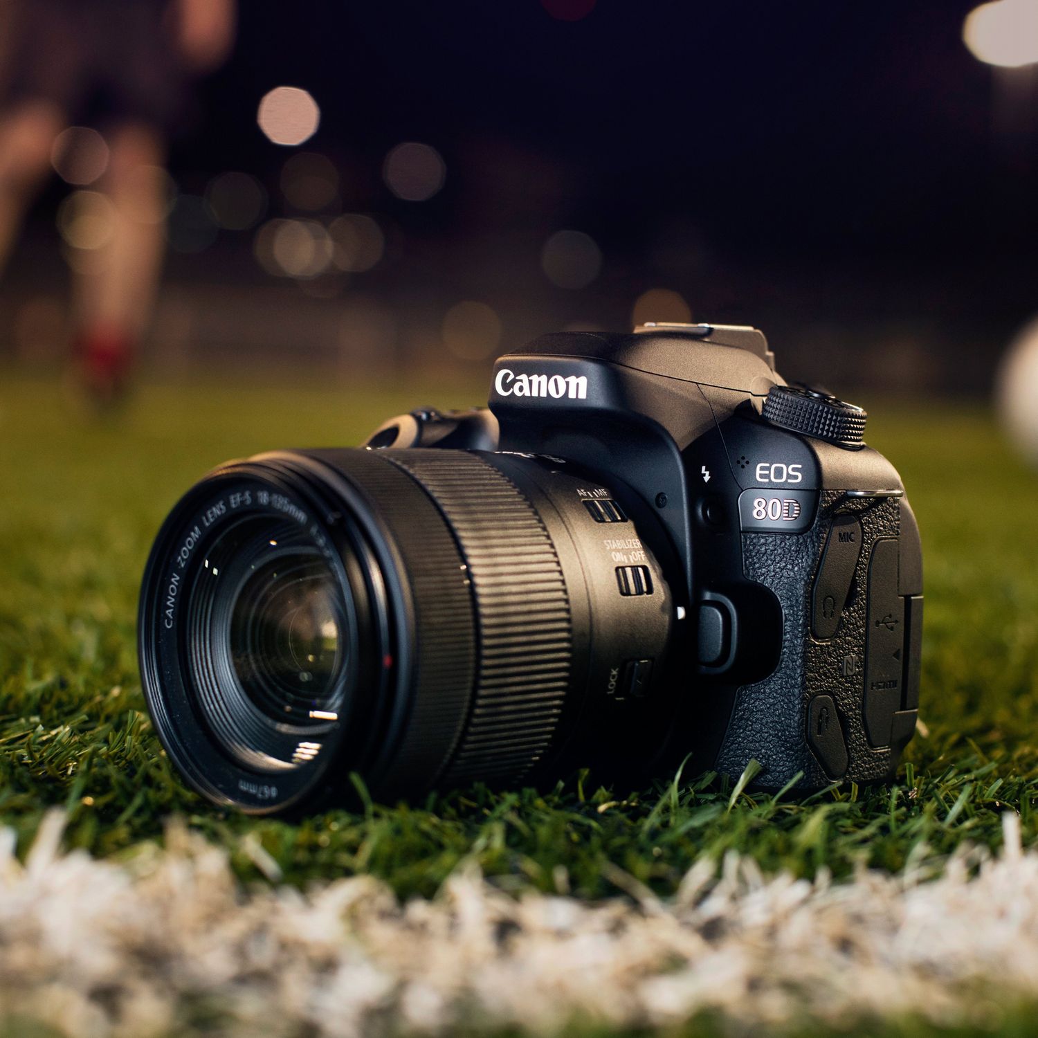Canon EOS 80D + obiettivo 18-135mm IS USM in È fuori catalogo — Canon ...